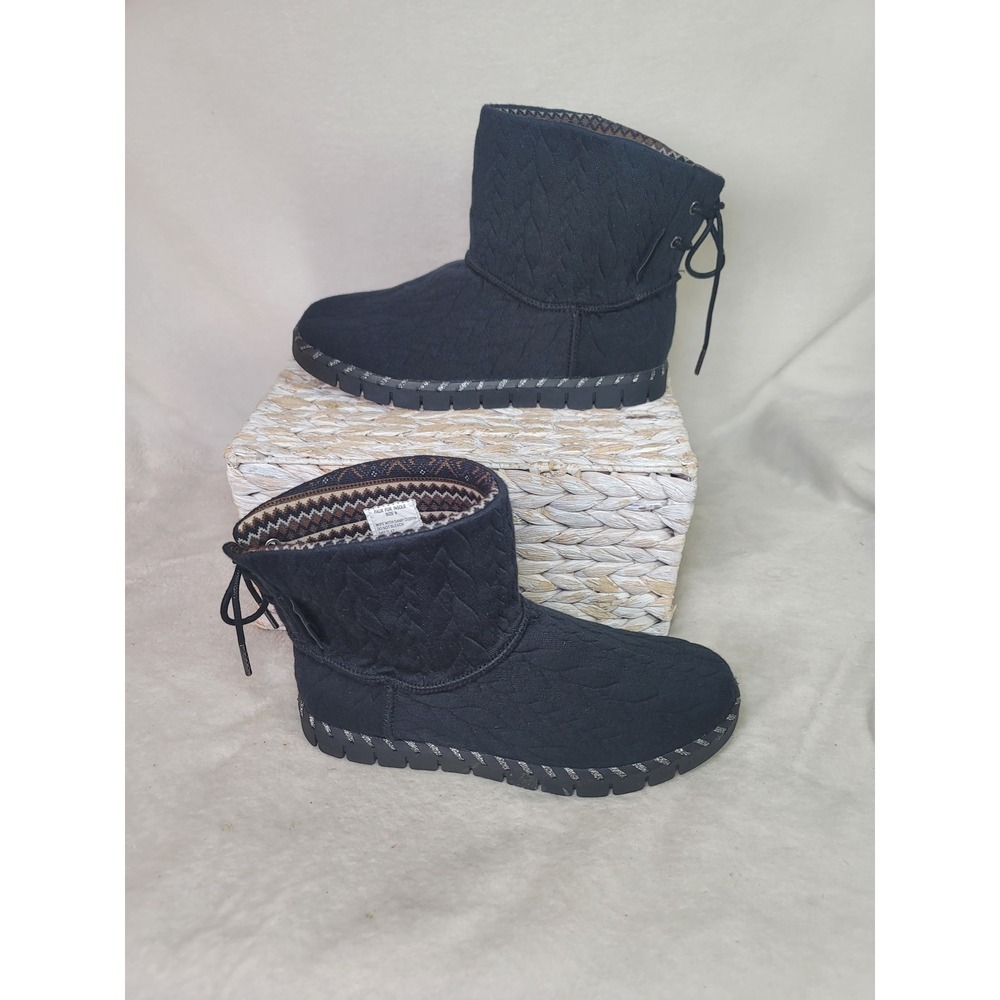 Muk Luks Southwestern Black Quilted Ankle Boots Boho Winter Size 9 Apres Ski